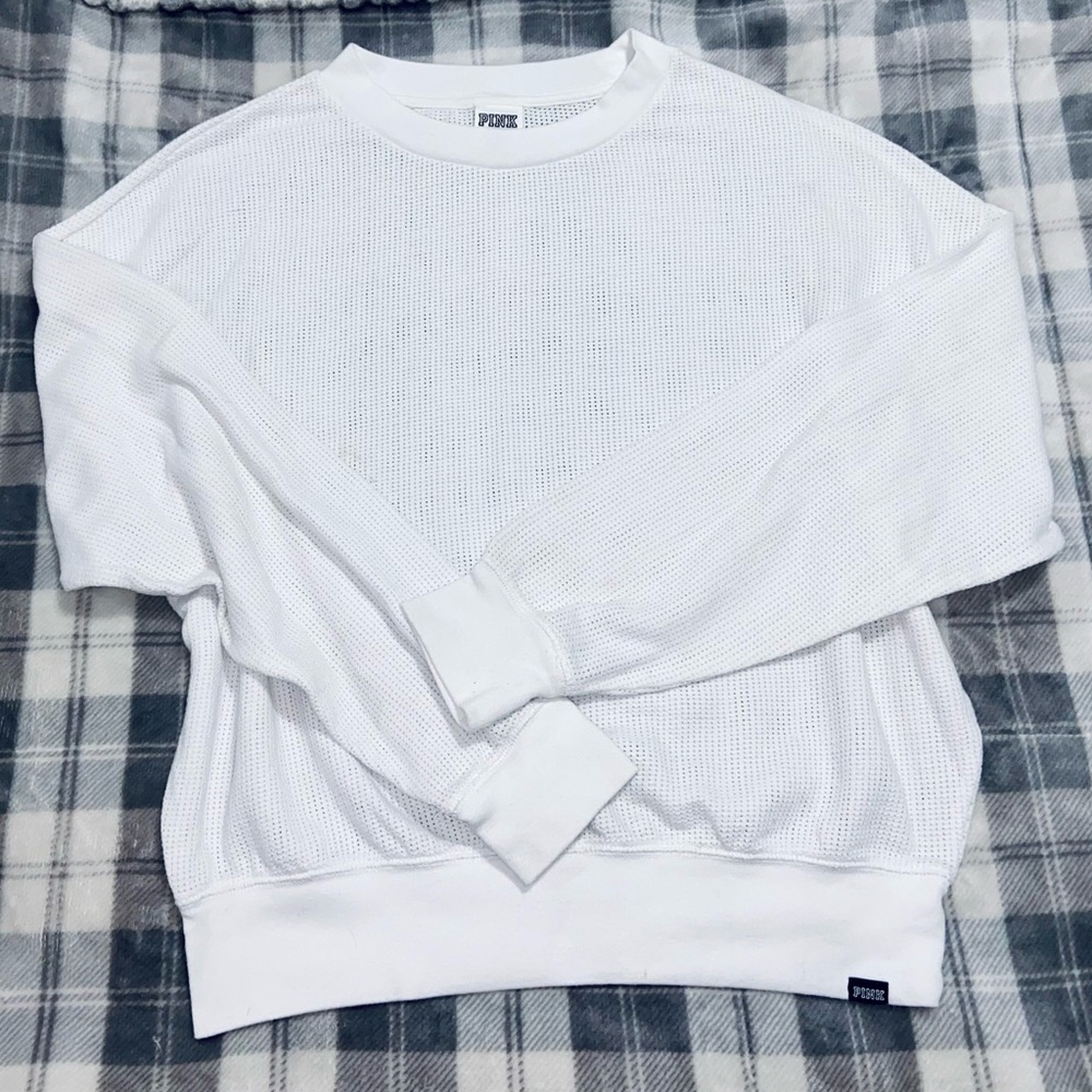 VS PINK Breathable Top 🤍💖